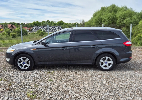 Ford Mondeo cena 22900 przebieg: 228000, rok produkcji 2009 z Radom małe 379